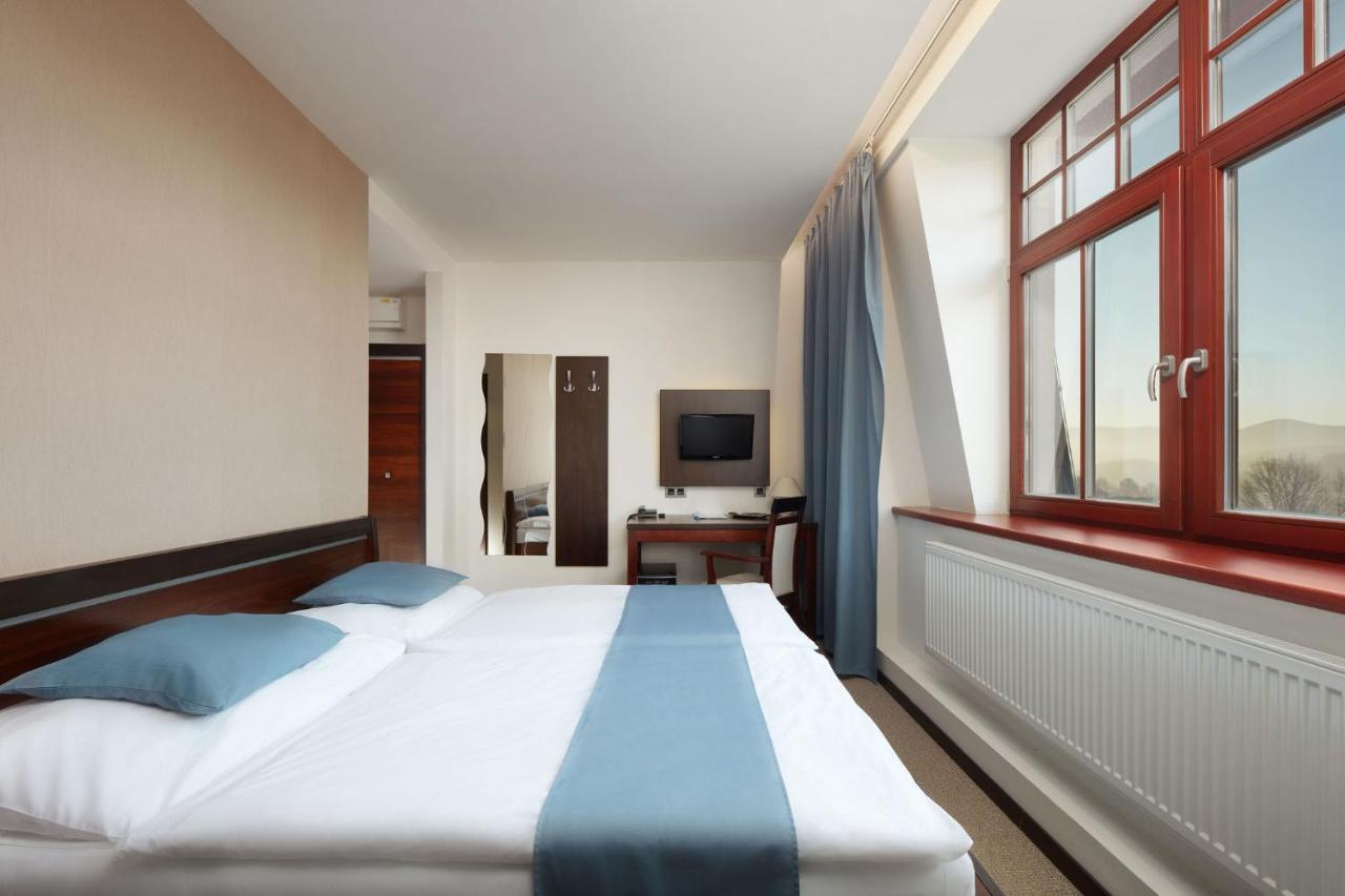 Hotel Slunny Dvur Jeseník Exteriör bild