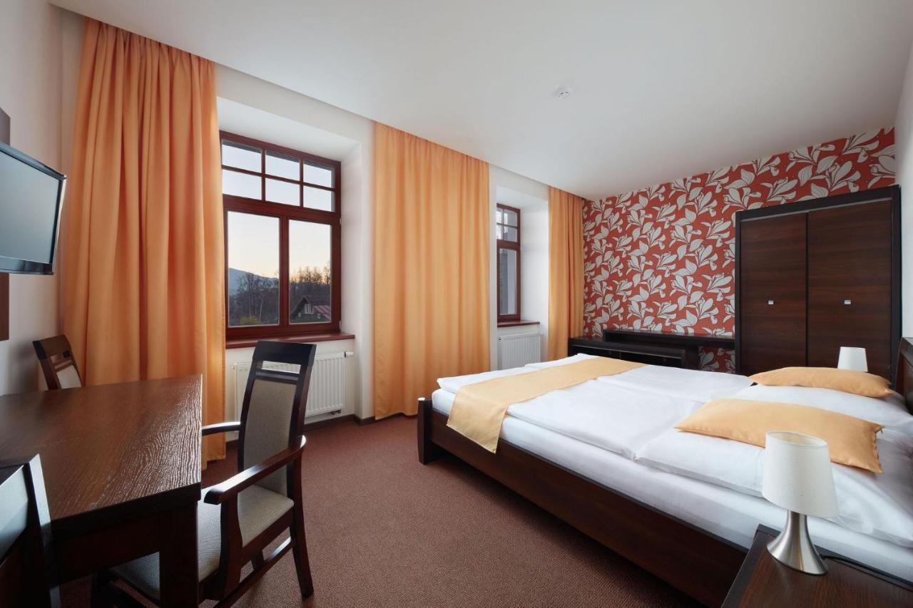 Hotel Slunny Dvur Jeseník Exteriör bild