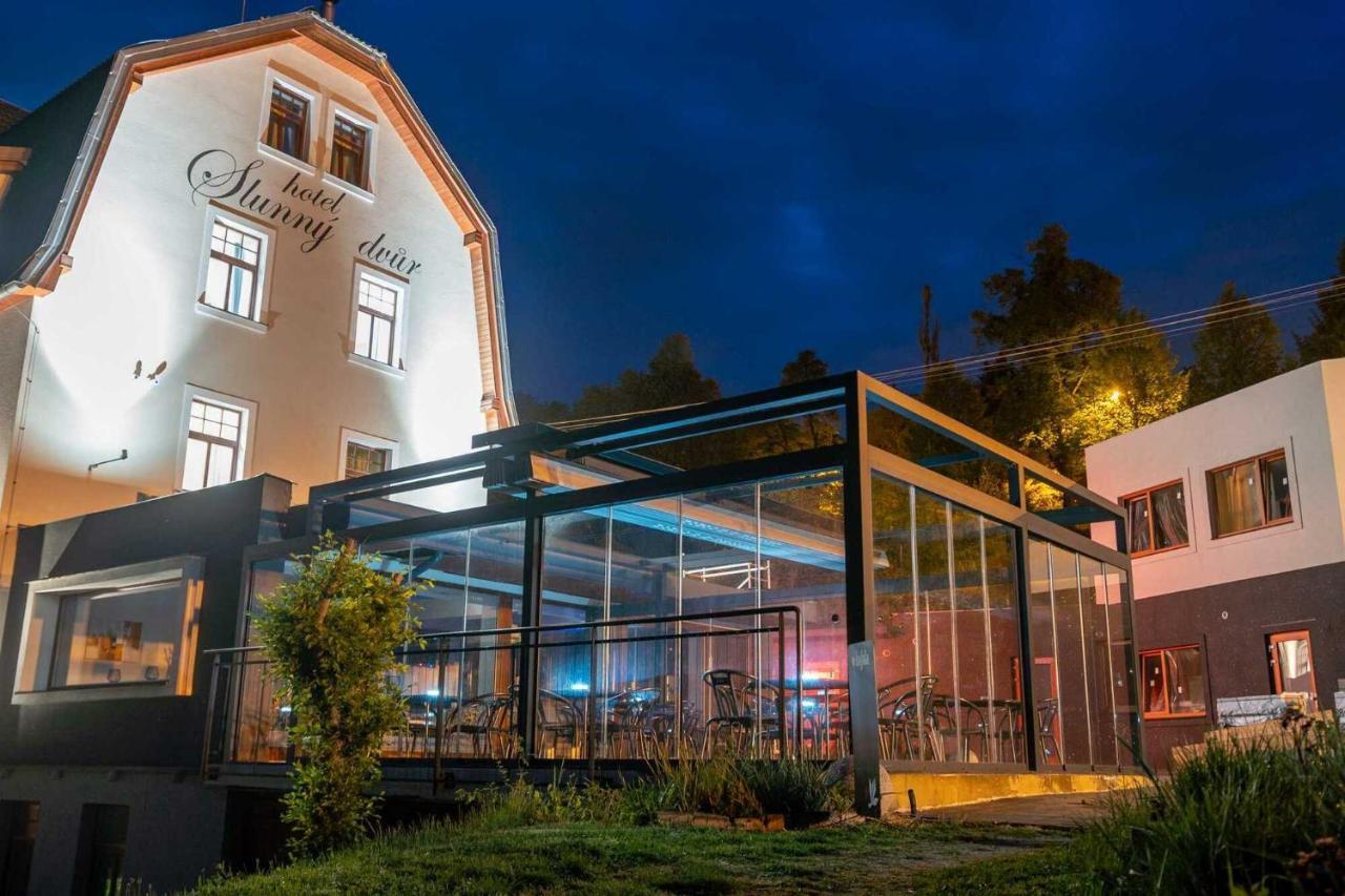 Hotel Slunny Dvur Jeseník Exteriör bild